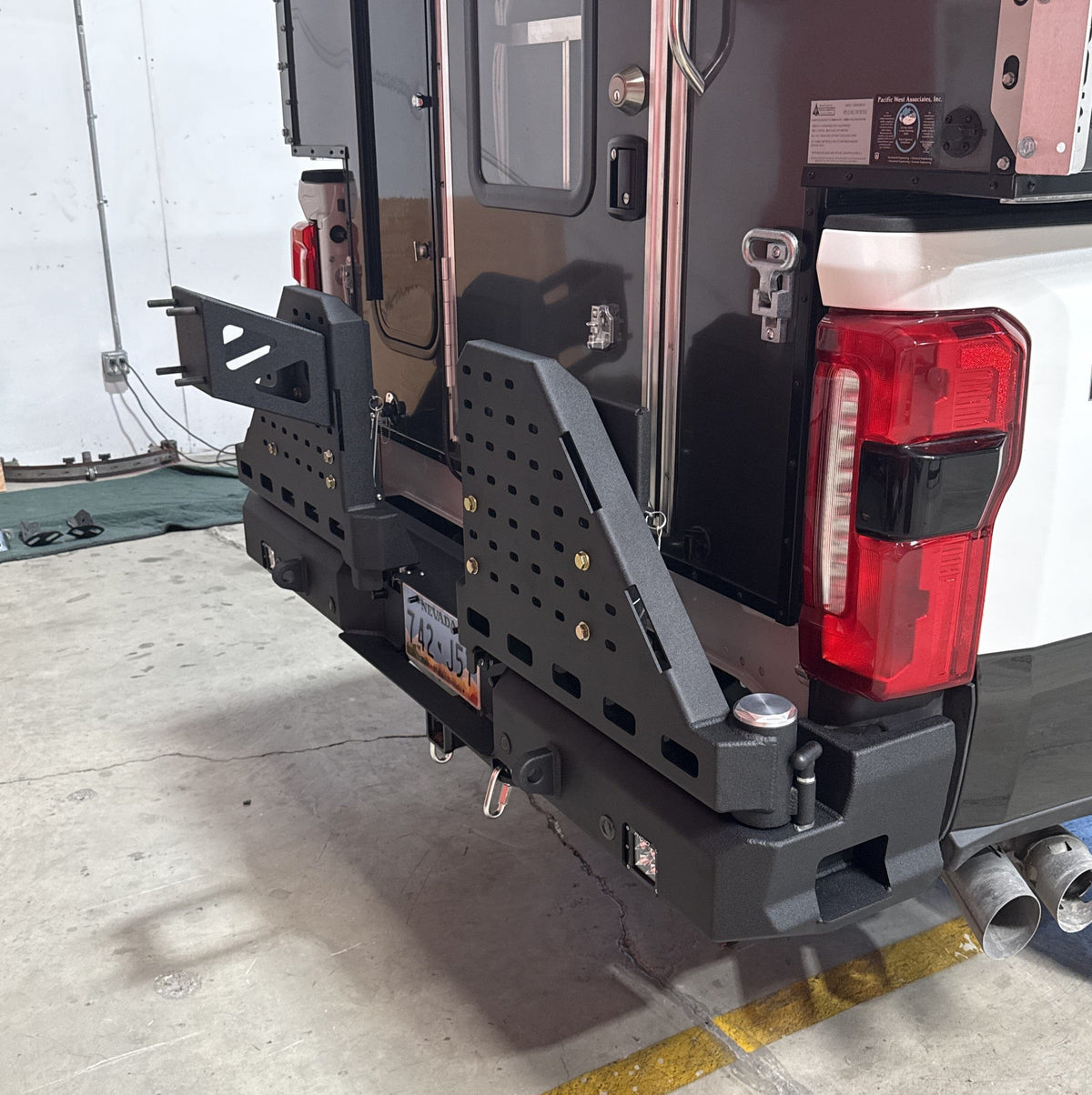 2023+ FORD SUPERDUTY F250/F350 DUAL SWING OUT REAR BUMPER Chassis Unlimited Inc. 