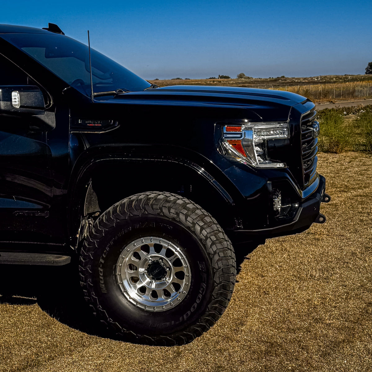 Gmc Rtz 2019-2021 GMC SIERRA 1500 RTS FRONT WINCH BUMPER – Chassis Unlimited Inc.