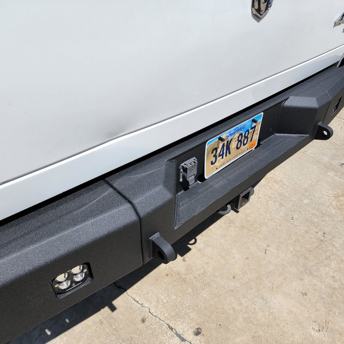 Dodge RAM 2009 - 2018 2500 3500 Chrome Rear Step Bumper CH1102379 CH11 Dodge RAM 2009 - 2018 2500 3500 Chrome Rear Step Bumper CH1102379 CH11